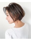 ショート×ハイライト白髪ぼかし×マチルダボブ[心斎橋]