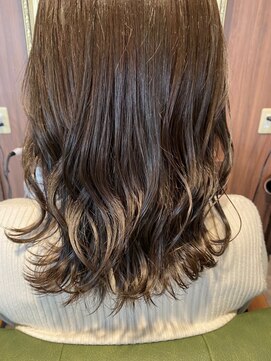 ネウィサリュー 立川(newi saLyu) 顔周りレイヤー/韓国/イルミナカラー/ベージュピンク/前髪あり