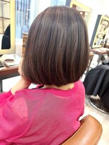 暗くなってしまった白髪染めを明るくおしゃれに
