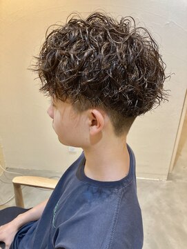ソウス(SOURCE) 刈り上げツイストスパイラルパーママッシュ【佐藤和弥】