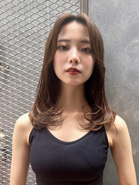 ロンド ストラーダ 心斎橋(Lond strada) 韓国前髪顔周りロング×インナーグレージュ[心斎橋/髪質改善]