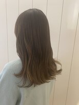 アドラーブル 万代店 (adorable)&nbsp;ミルクティーアッシュハイトーン透明感グレージュ極細ハイライト