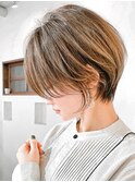30代40代50代耳かけショート前髪なしハンサムショートカット小顔