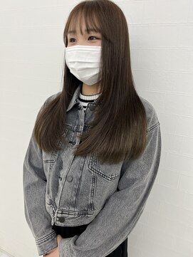 クゥ(coeur) 顔まわりレイヤーとベージュカラー