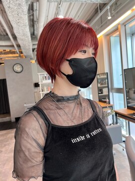 カフ(CAF) CAF松本/ショートヘア/ピンクレッド/大阪/心斎橋/10代/20代