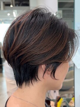 ビュー トウキョウ(VIEW TOKYO) 20代30代40代小顔顔まわり似合わせショート(カットのみ大歓迎)