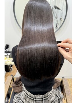 アンユージュアル(unusual) 髪質改善　酸性ストレート　縮毛矯正　白髪ぼかし　ハイライト