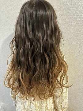 ビオラス(VIOLUS) グラデーション