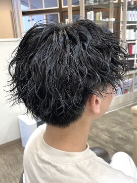 アルターリール(aL ter Rire) 韓国マッシュ/スパイキーショート/ブルーブラック[鎌取］中村