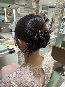 コム(com by neolive) カチモリヘア＊大人綺麗めヘアセット