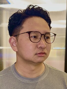 エイル(AILE) 7:3かきあげパーマ