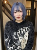 【和田 仁】小顔に魅せるウルフカット/グレー系に落ちる青