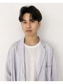 フェリチタ フィロ メンズサロン(FELICITA filo MEN`S Salon)&nbsp;ナチュラルだけど雰囲気のあるセンターパートもお任せください！