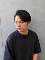 テラ(terra)&nbsp;好印象を与えるナチュラルマッシュショート/センターパート