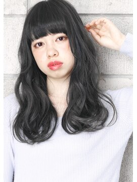 ヘアサロン ガリカ 表参道(hair salon Gallica) ☆ ネイビーグレージュ ＆ オン眉 無造作ひし形シルエット