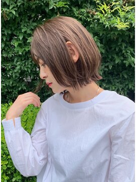 バズ(BUZZ) ちょこっとレイヤーボブ<Buzzさの>