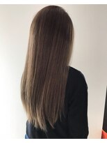 サーク(Sark) 透明感！！モノトーングレージュ◎20代30代40代50代60代