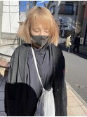 ブロンドベージュ ブロンドヘア ボブ ケアブリーチ ベージュ