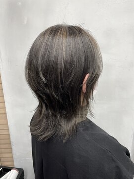 リコ(liko) 【liko 三軒茶屋 莉子】脱白髪染め × ウルフ