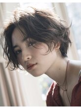 トレンドカラーやデザインカラーが幅広い世代から大人気の【Hair spaceV】 