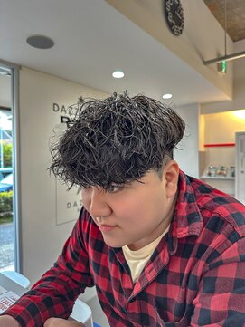 ダズルヘアラッシュ(DAZZLE hair RUSH) 波巻きパーマ