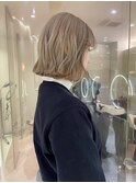 ホワイトベージュ×アンニュイボブ