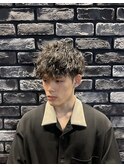 波巻きスパイラルツイストパーママッシュ刈り上げショート