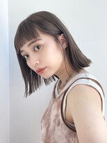 ガーデンヨコハマ(GARDEN YOKOHAMA) 切りっぱなしボブ 外ハネ ワイドバング オリーブグレー