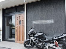 ディスイズザバーバー(This is The BarBer)の雰囲気（オーナーの趣味が詰まった空間が広がるまさに「男の嗜み」サロン）