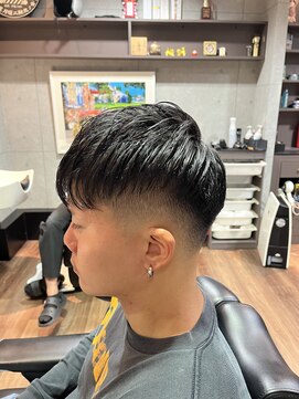 グロウヘアワークス(grow hair works) クロップ×スキンフェード