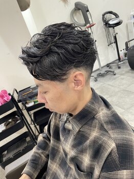 ヘアープロポーザー ラグ(hair proposer Leggu)の写真/長さ4cmからできる”短髪パーマ”が大人気★ビジネスシーンで映えるお洒落×清潔感をご提供いたします！