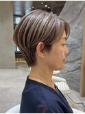 表参道酸性ストレートパーマ艶髪ショート梅雨対策グレージュ40代
