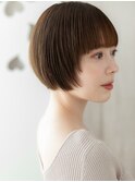 ぱっつん前髪顔周りレイヤーマッシュルームヘアY戸頭30代40代