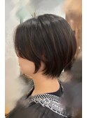ショートヘア/前髪長めショートヘア/丸みショートヘア
