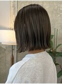栄ハイライト透明感耳掛けボブスタイル
