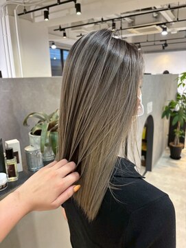 メリー オオサカ(Merly Osaka) バレイヤージュ