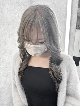 アイリス 天文館店(AIRIS) ミルクティグレージュ