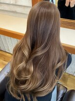 アンド ティグル クマモト(&.TIGRE KUMAMOTO)&nbsp;ヘーゼルベージュ/コテ巻き/ヨシンモリ/ブリーチなし/レイヤー