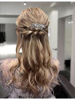 ラビッシー(Ravissy)&nbsp;ハーフアップ