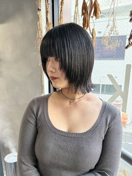 リュッカ(Lyuck) 【MANA】ボブレイヤー/ボブ/レイヤー/切りっぱなしボブ