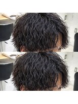 アイトーキョープラスシー 横浜(AI TOKYO+Sea) 横浜/ルーズショート/フェザーパーマ/センターパート