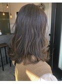 鎖骨下ミディアム×柔らかグレージュ