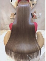 ロンドルーチェ 心斎橋(Lond luce)&nbsp;ダークアッシュ/ミディアムレイヤーカット［髪質改善/縮毛矯正］