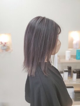 リノ(Lino) ベージュハイライト