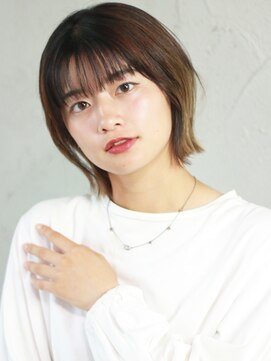 プレジールバイラファブリック(PLAISIR by LA FABRIQUE) 外はねコンパクトミニボブ【新村/PLAISIR/草加】