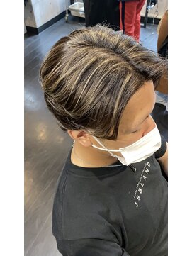 ヘア フラッグ 西葛西店(hair flag) 【メンズハイライト】くっきりとした筋感