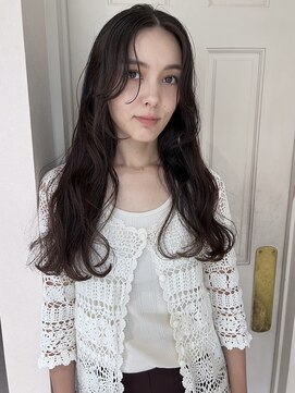 ホテリー(Hotely) ナチュラルレイヤーカット