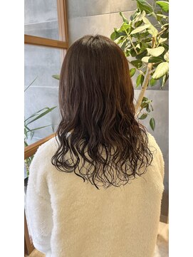 美容室 アイディー i-dee ミディアムパーマ