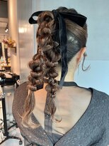 シャルムバイケンジ(Charm.by KENJE)&nbsp;【ダブルポニーテール】結婚式/二次会/同窓会/銀座/有楽町/ヘア