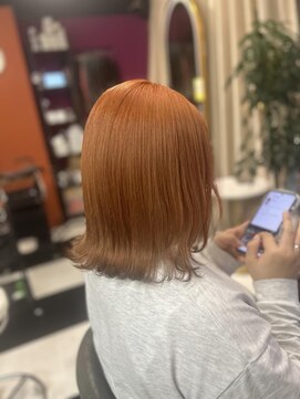 リエコー(RE'ECHO) オレンジカラー/ミディアムボブ